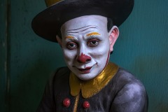 clown-port-214-midwife