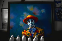 clown-portrait-painting-vases_