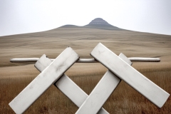 mountain-fence-cross-sm